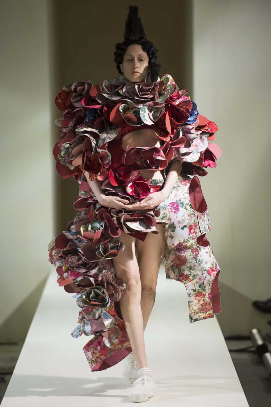 Comme des Garçons: Ready-to-wear AW16 - 10 Magazine